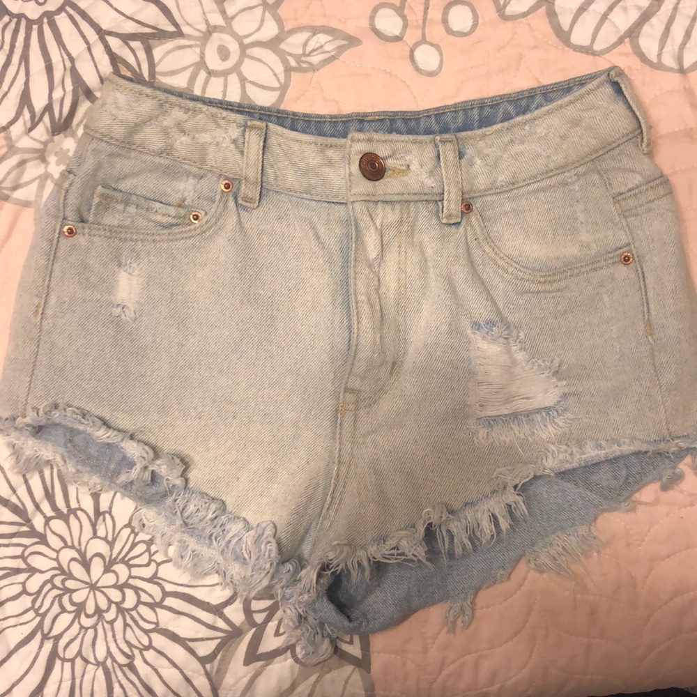 H&M Divided denim shorts size 2